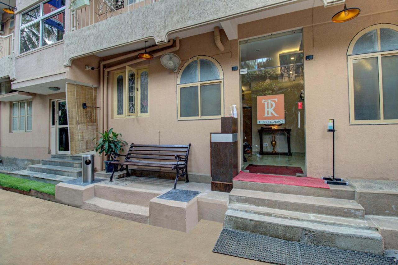 Oyo Flagship 9018 The Residency 3*