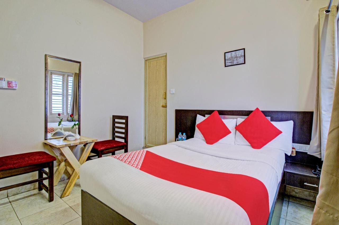 Hotel Oyo Flagship 9018 The Residency