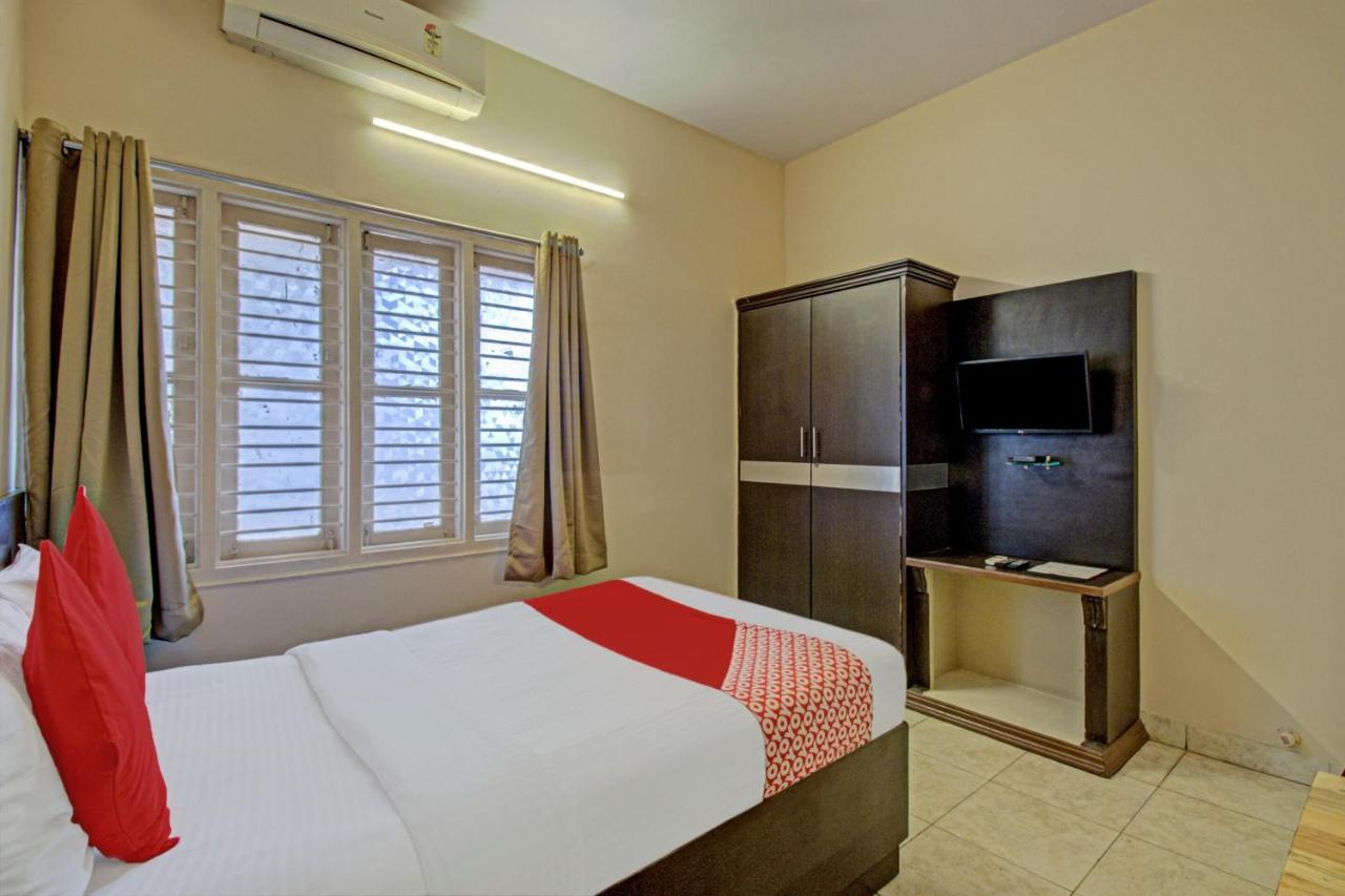 Oyo Flagship 9018 The Residency Hotel