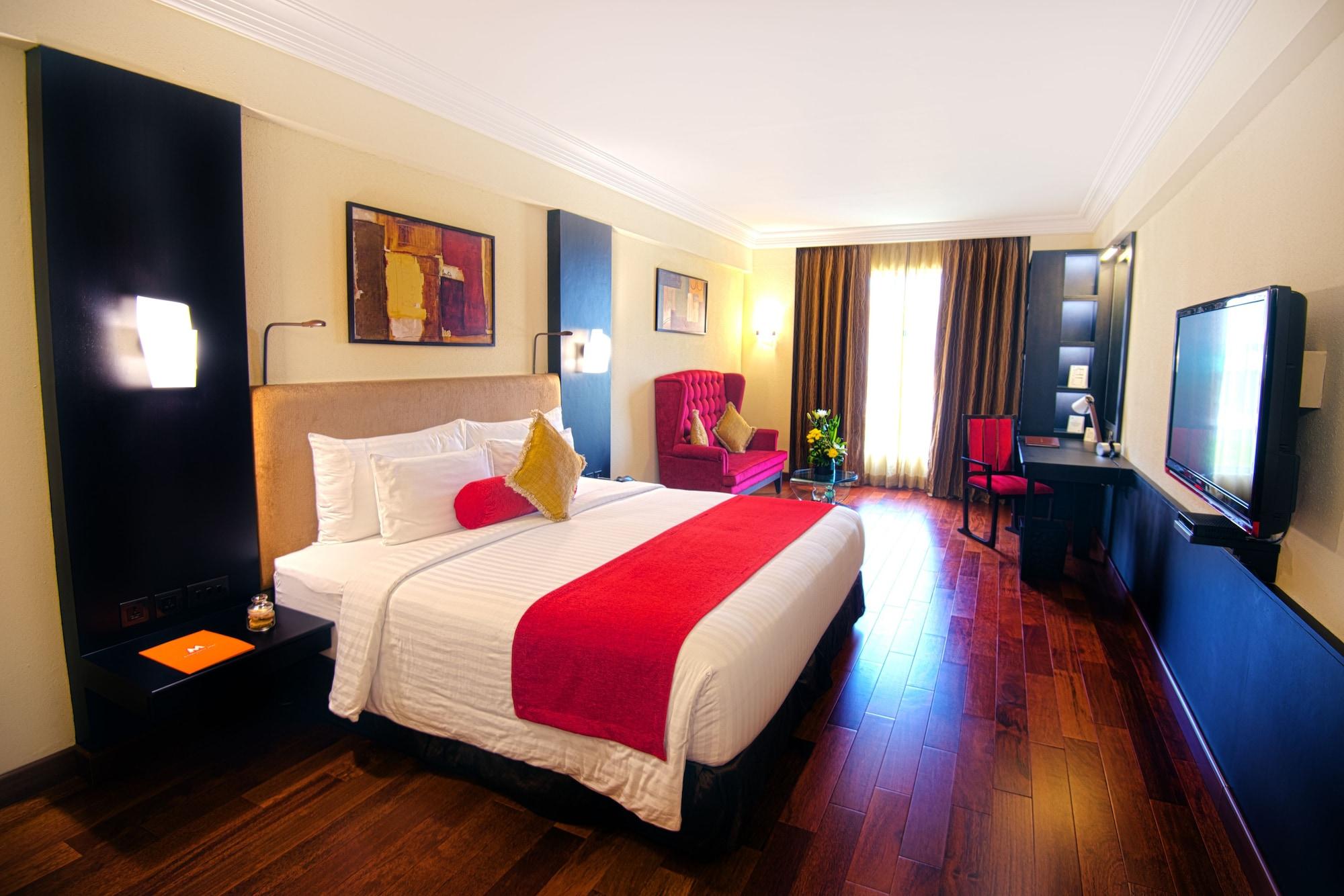Hotel Sterlings Mac 5*