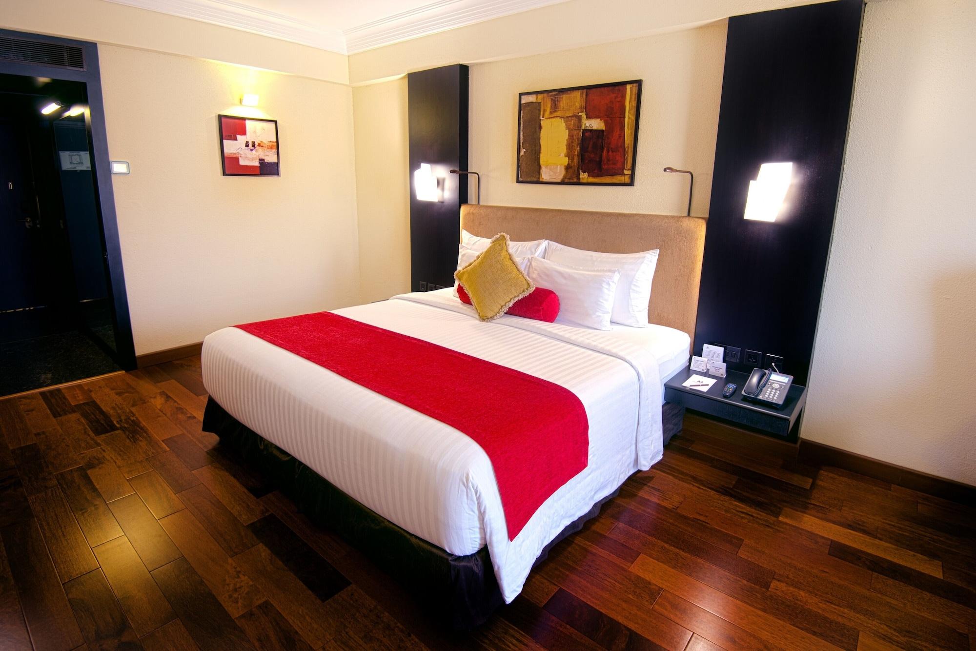 Hotel Sterlings Mac