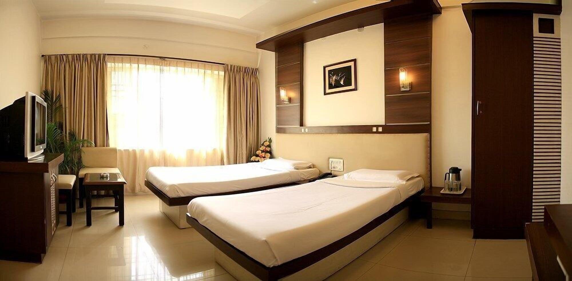 Golden Residency, Gandhi Nagar