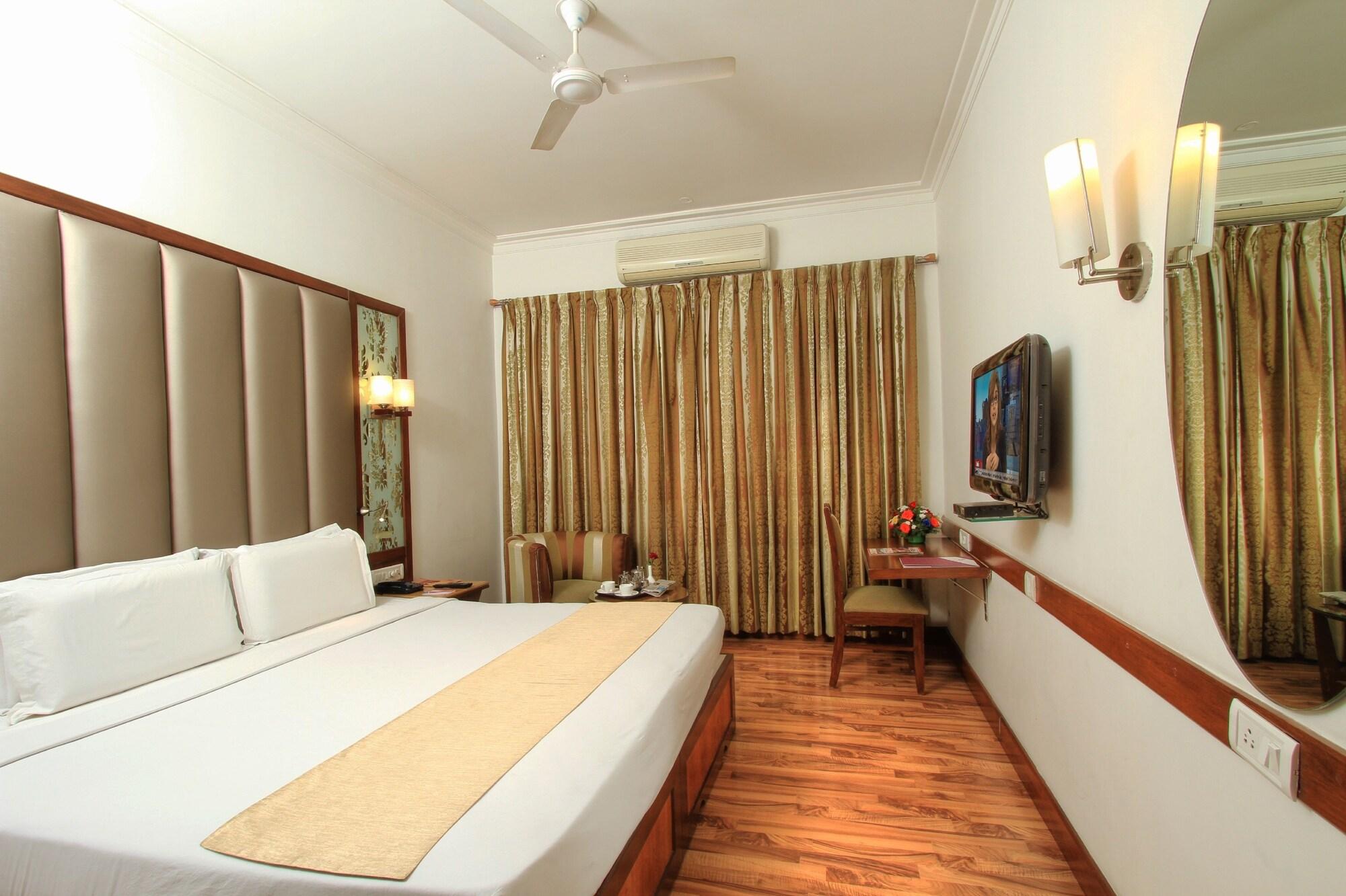 Hotel Vt Paradise Bangalore