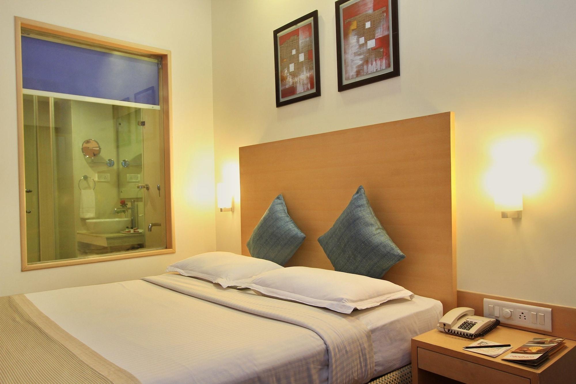 La Sara Hometel Hotel