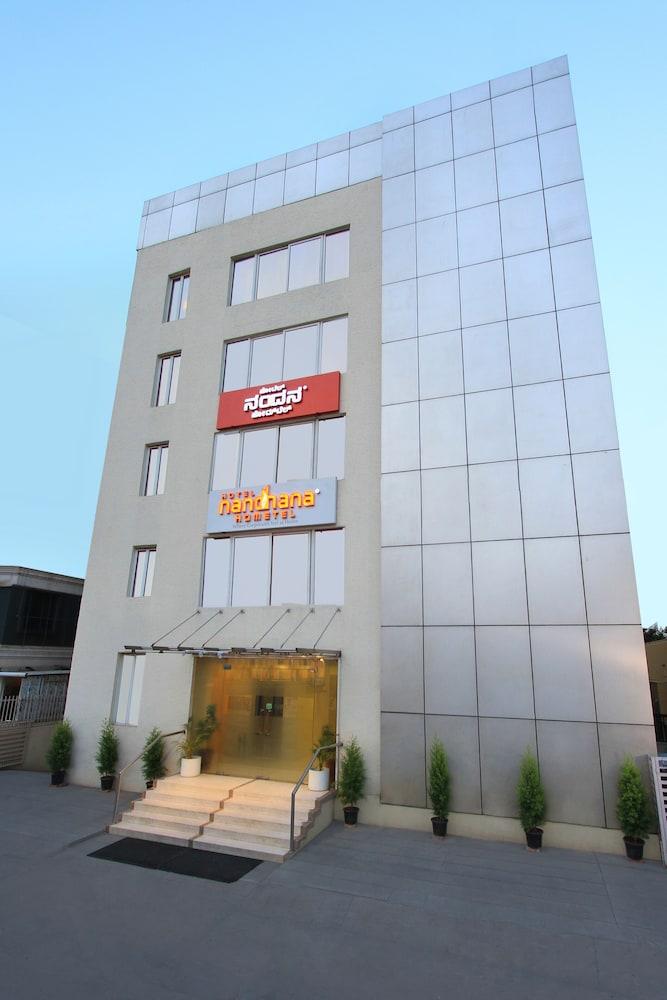 Hotel La Sara Hometel Bangalore