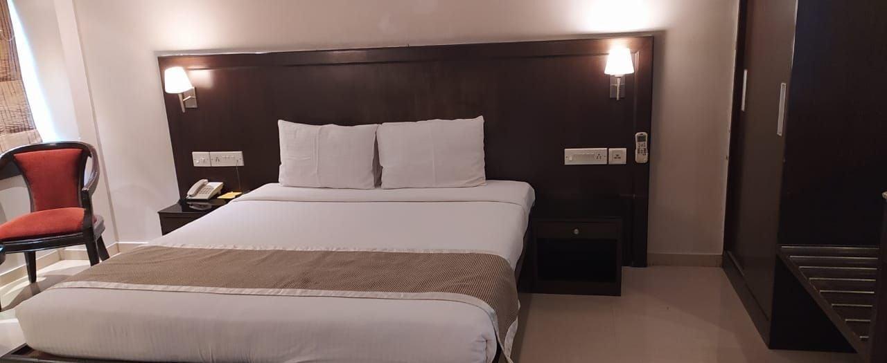 The Curzon Court Hotel