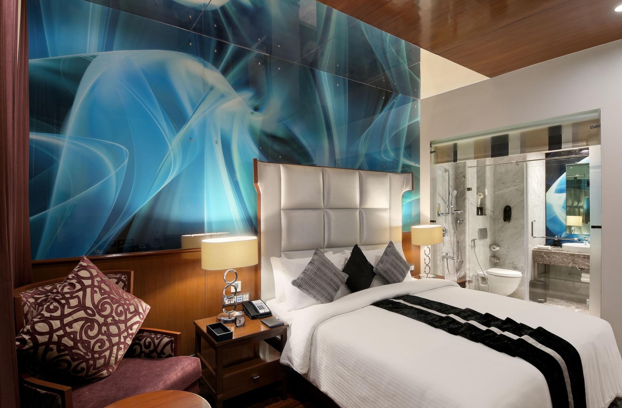 The Elanza Hotel, Hotel 4*