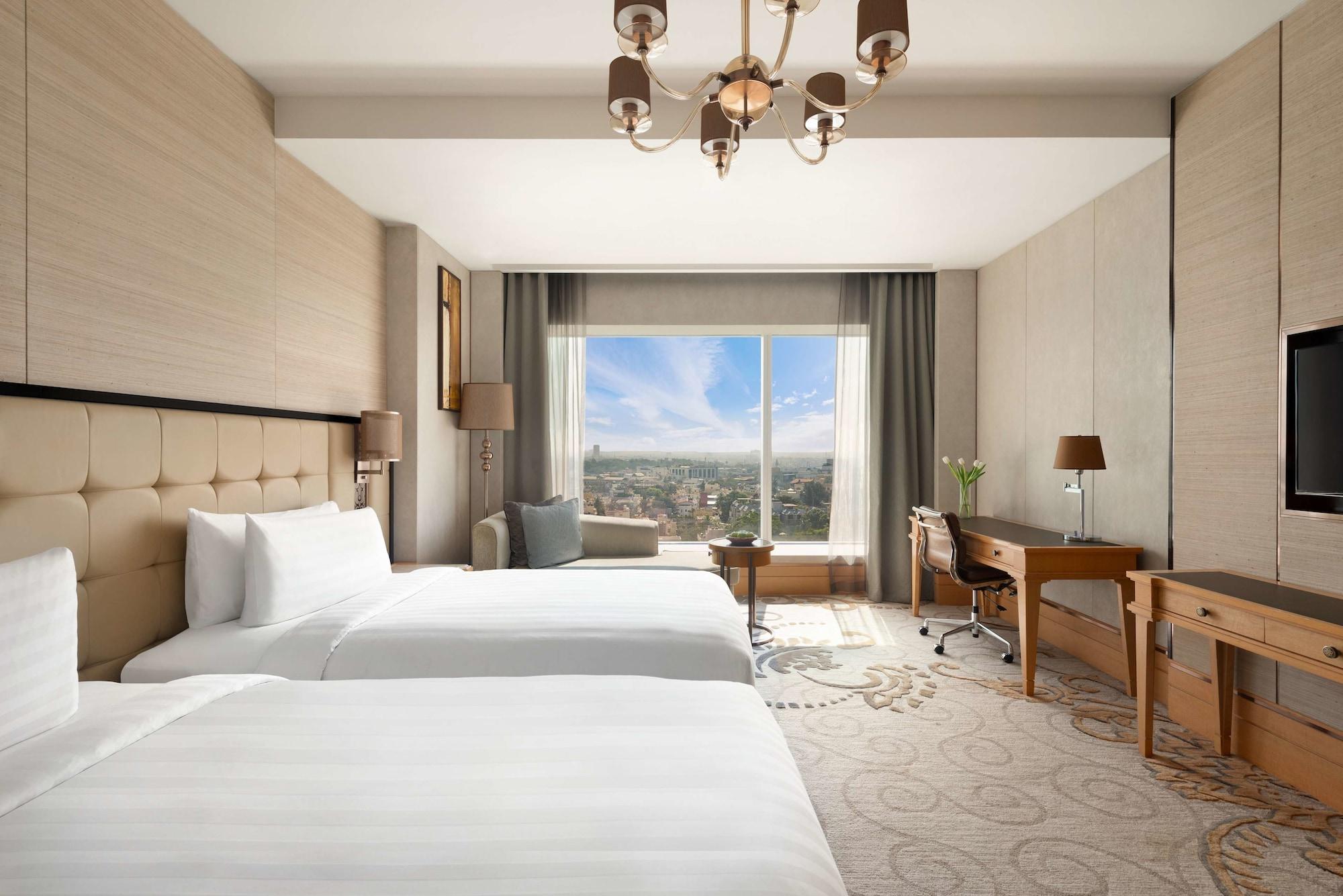Hotel Shangri-la