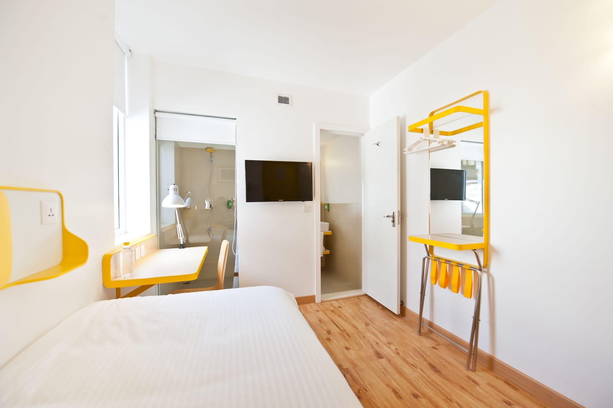 Bloomrooms @ Indiranagar 4* Bangalore