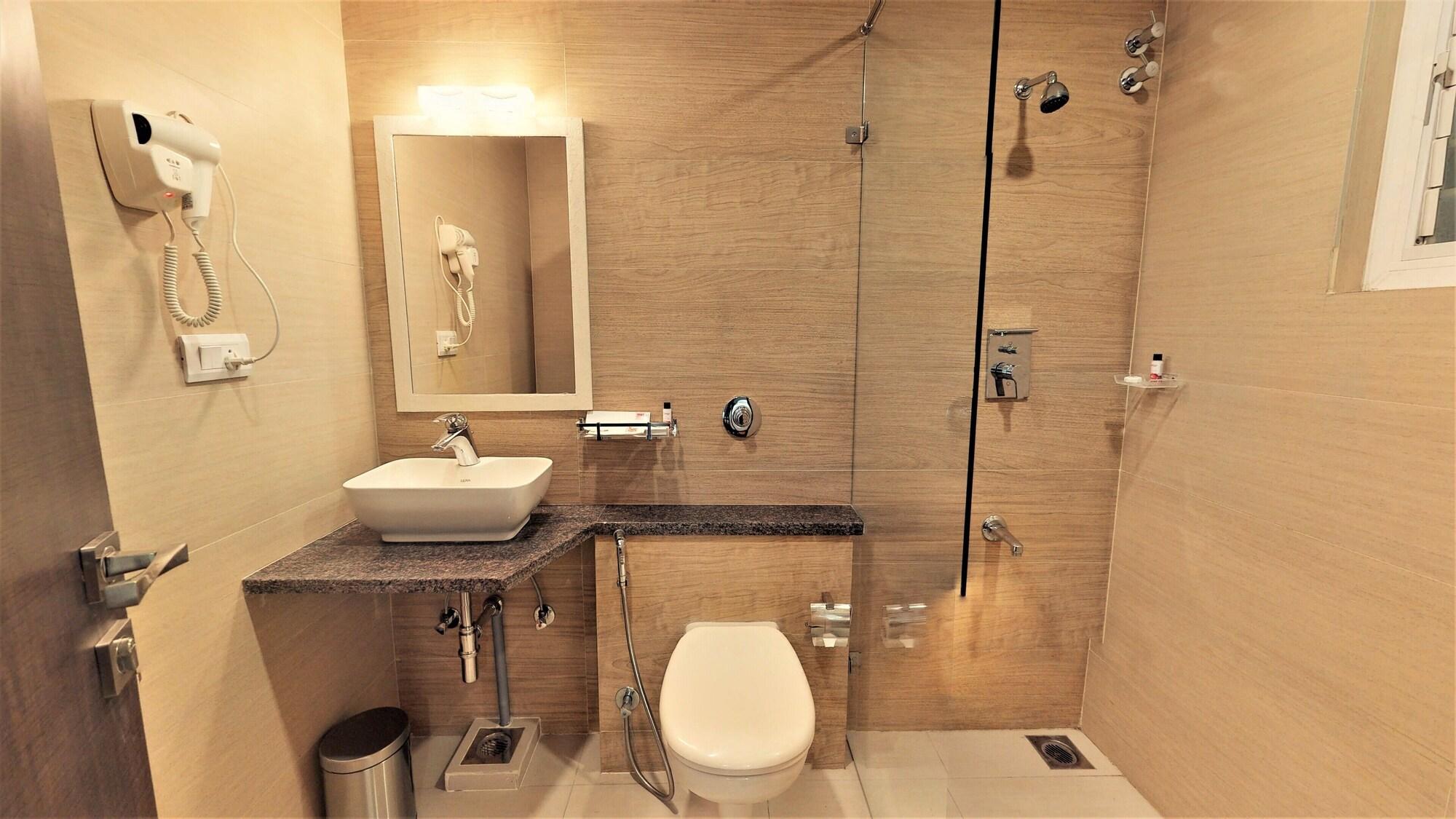 Hotel 37th Crescent Boutique 3*