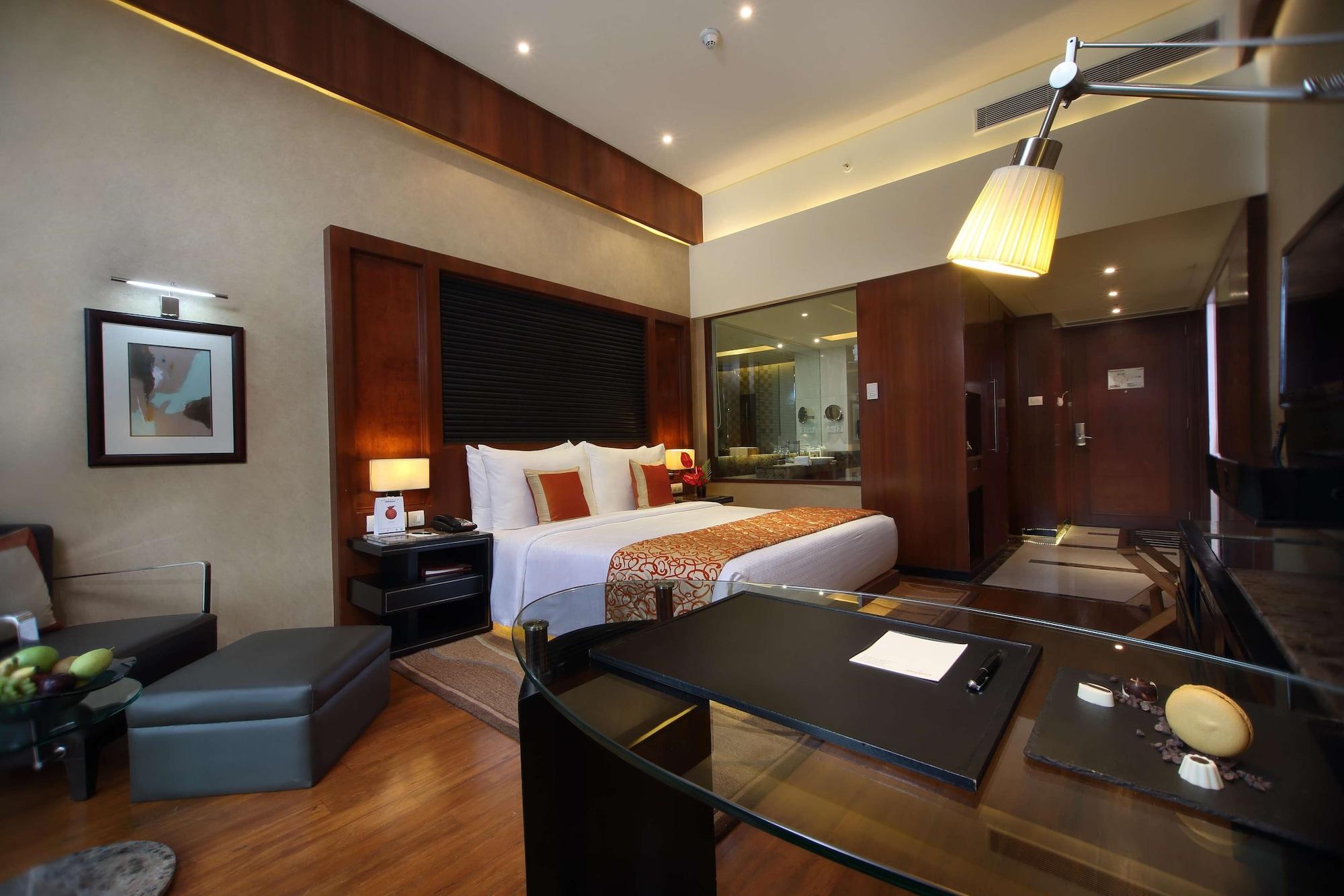 Gokulam Grand & Hotel