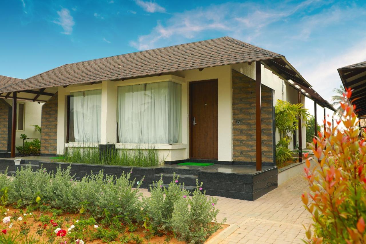 Resort Veerdency Luxury & Pure Veg 4*
