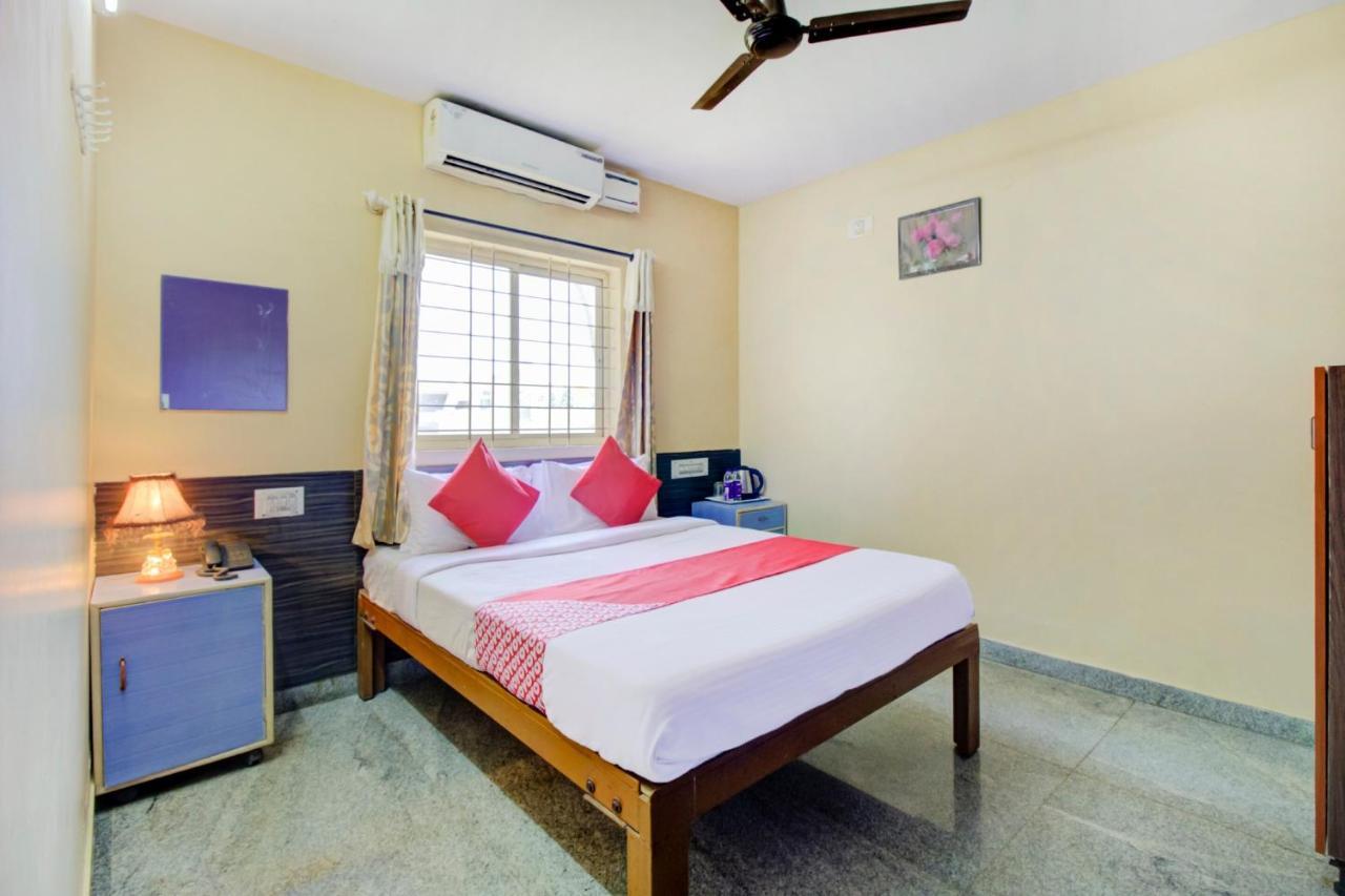 Oyo 75854 Harsha Residency Hotel 3*