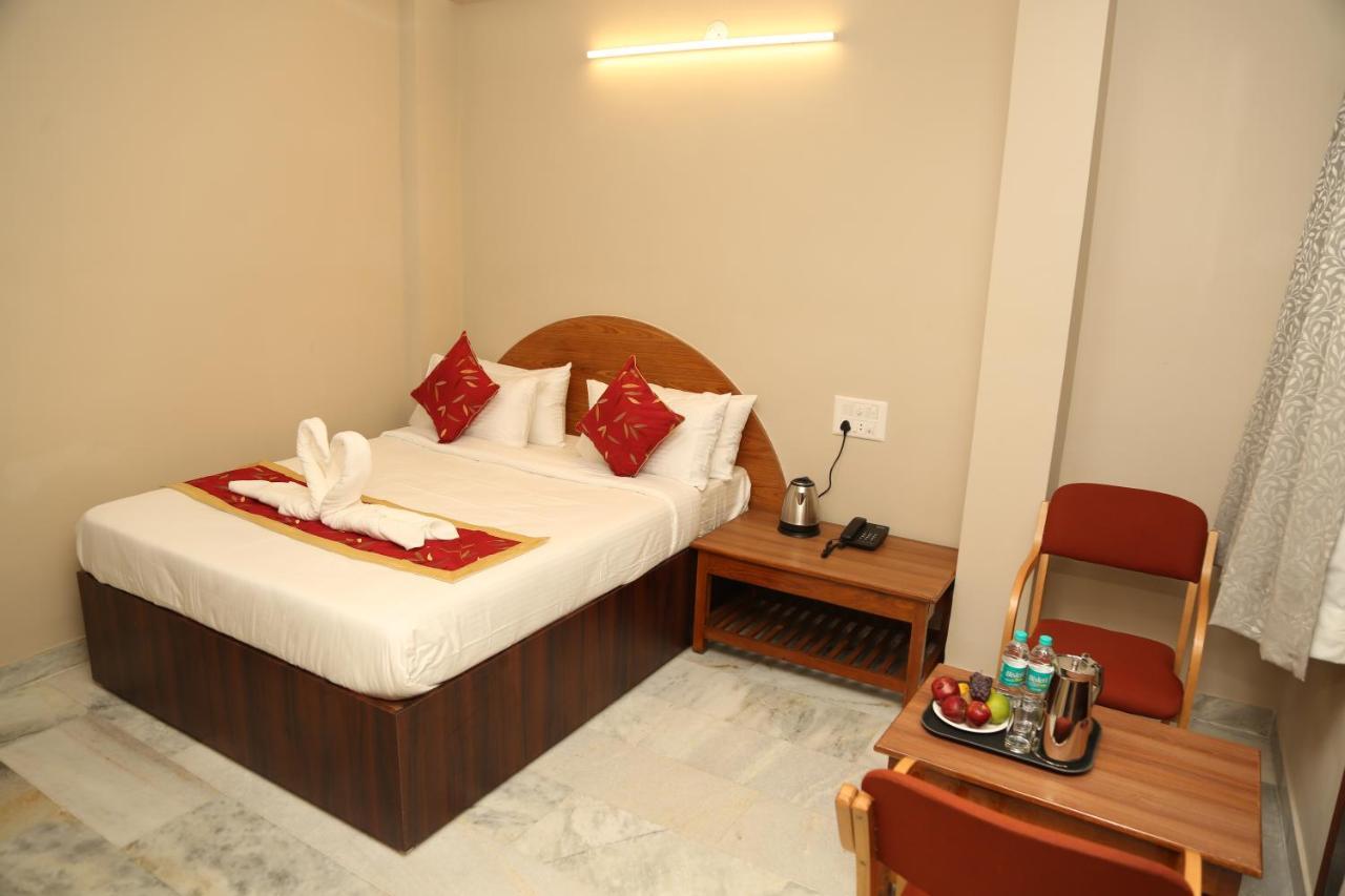 Soundarya 2* Bangalore