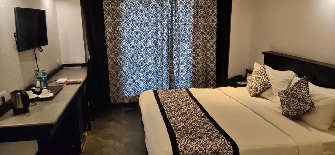 Liwa - The Transit Hotel, Hotel Bangalore