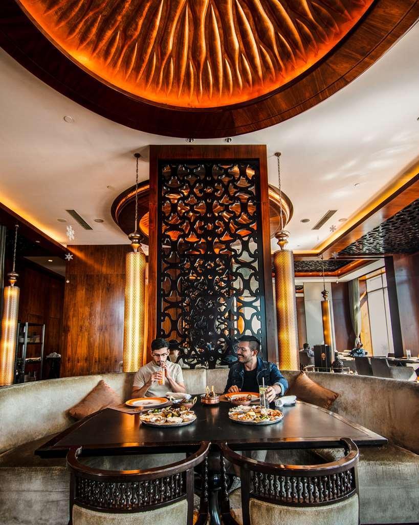 Hotel Shangri-la