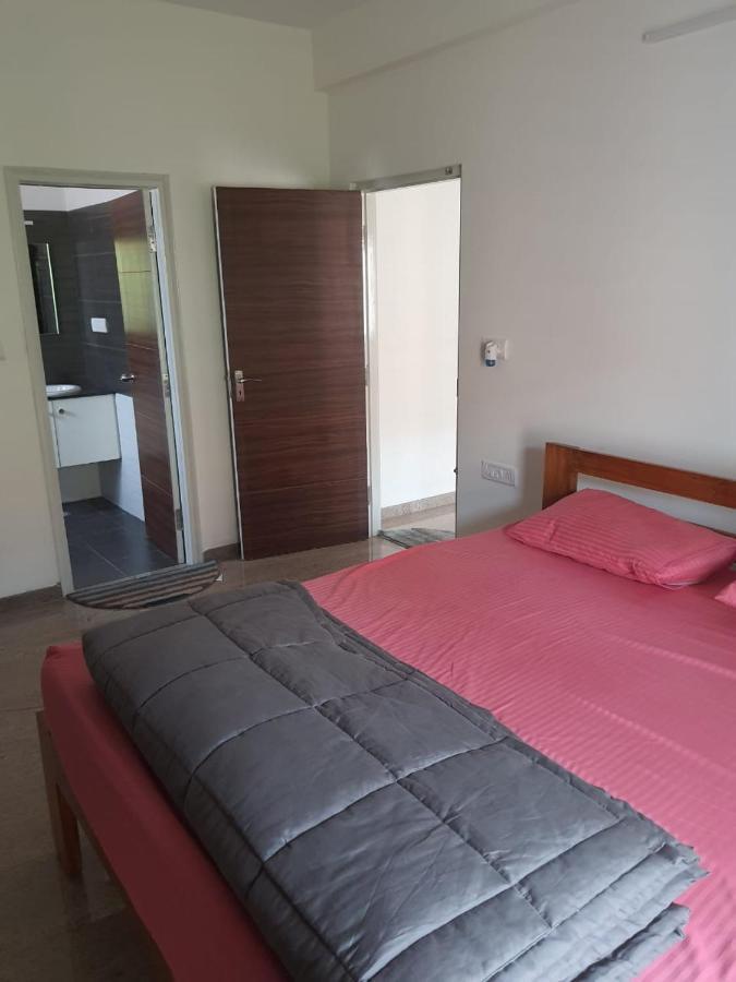 Castle Bannerghatta Road Apartamento *