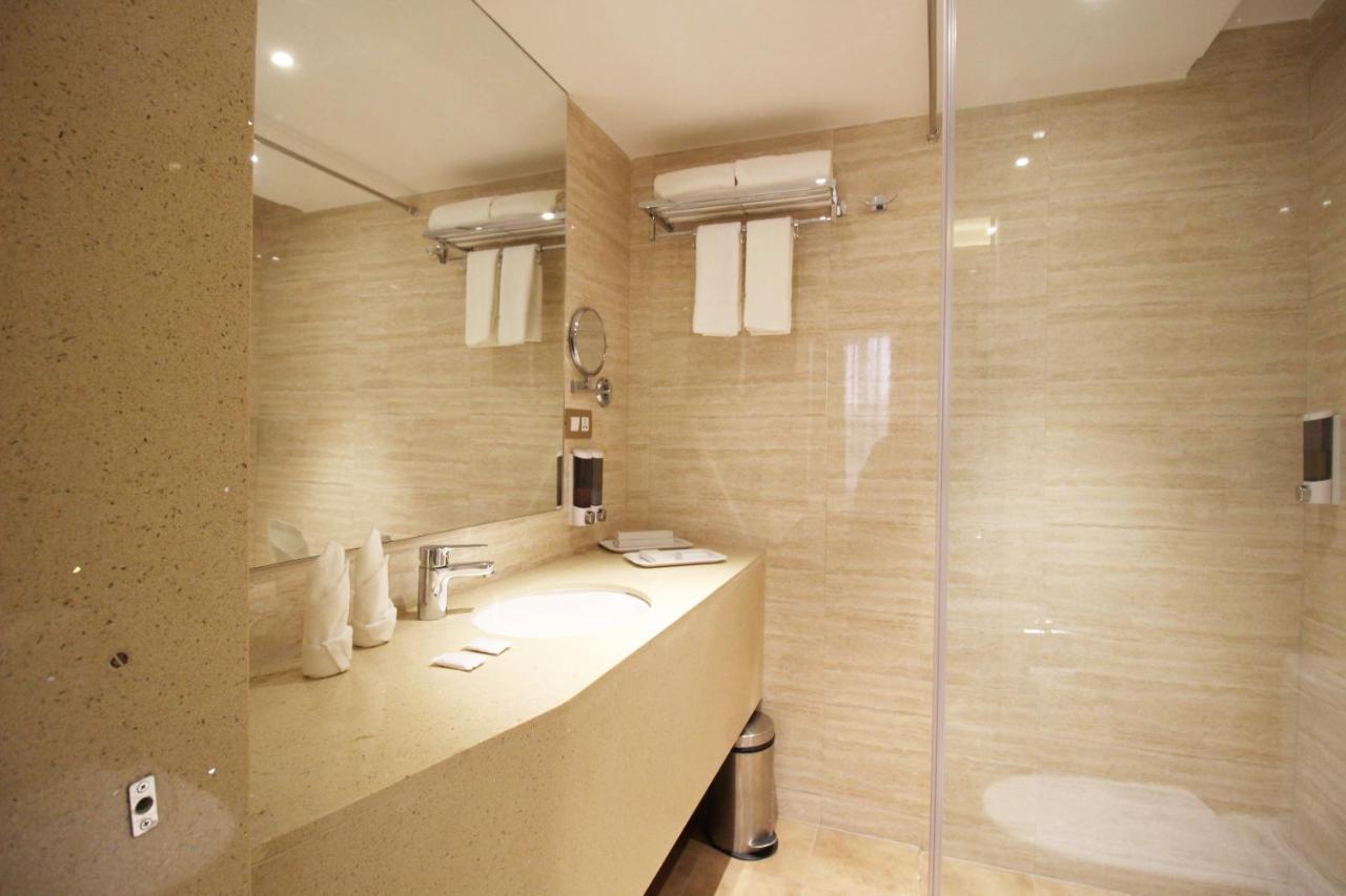 Hotel Jagadish International-sankey Road