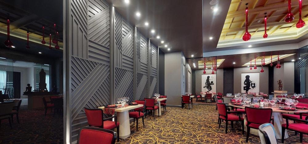 Hotel Radisson Blu Outer Ring Road