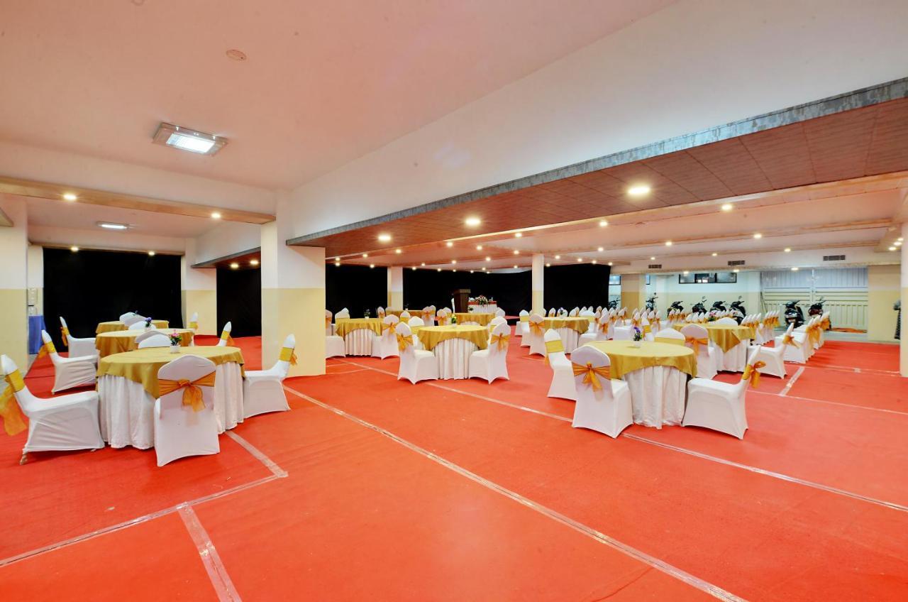 Manpho Bell & Convention Center Hotel 3*