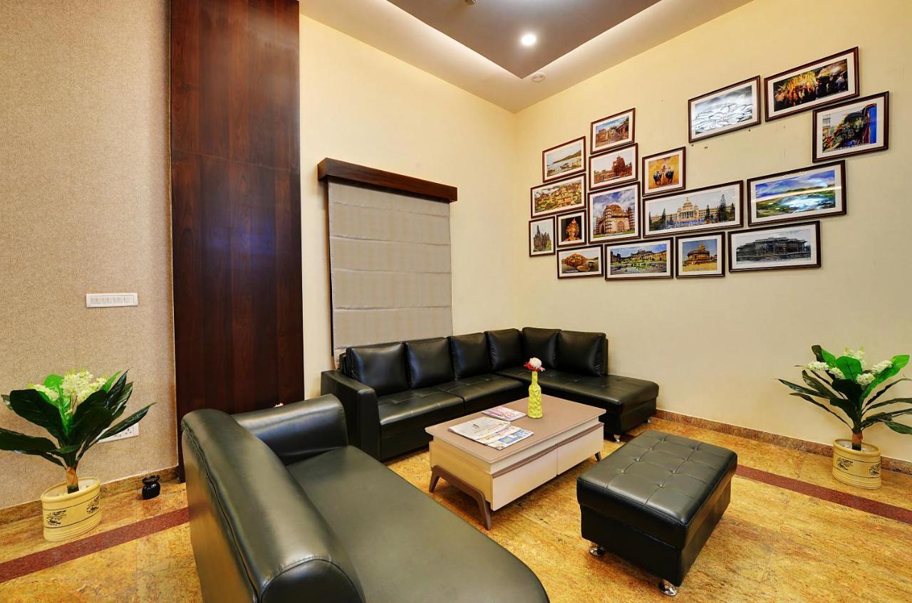 Manpho Bell & Convention Center 3*