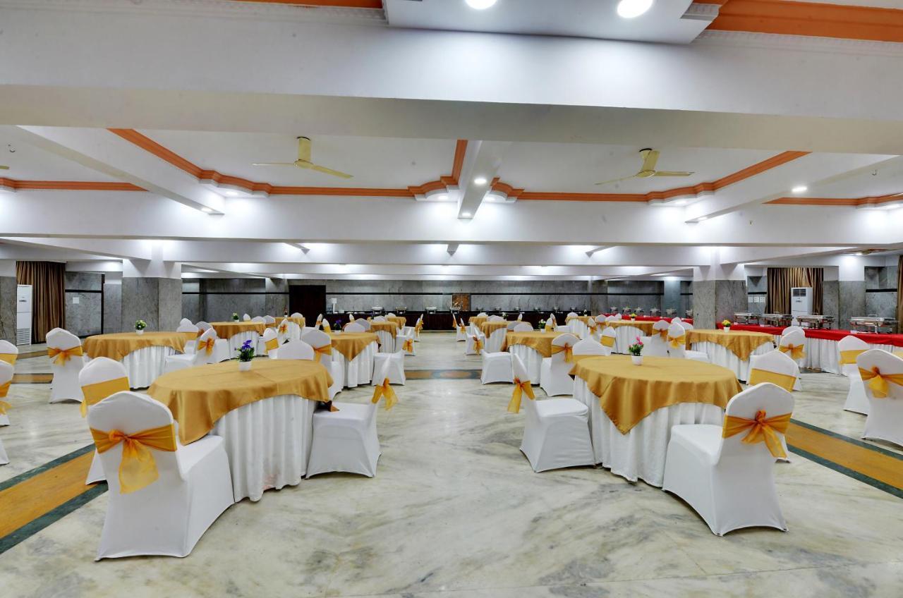 Manpho Bell & Convention Center