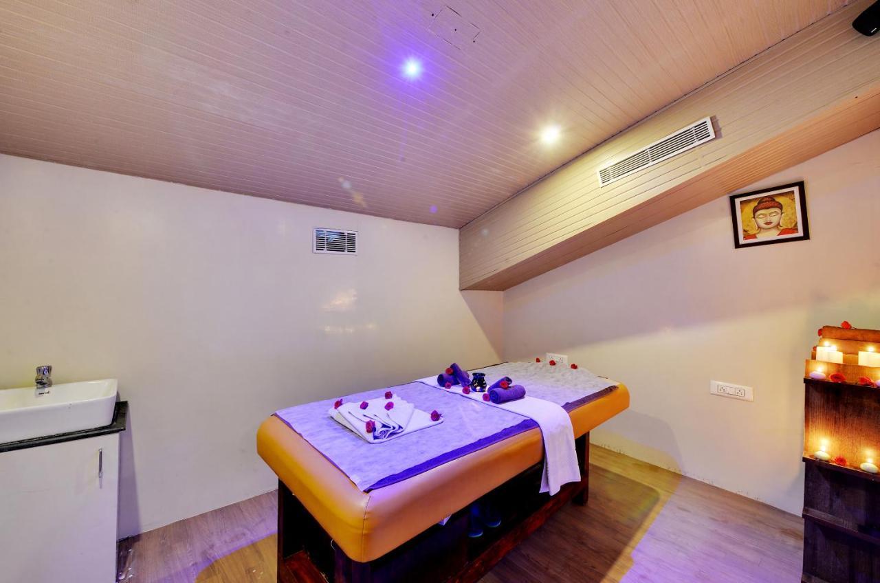 Manpho Bell & Convention Center 3* Bangalore
