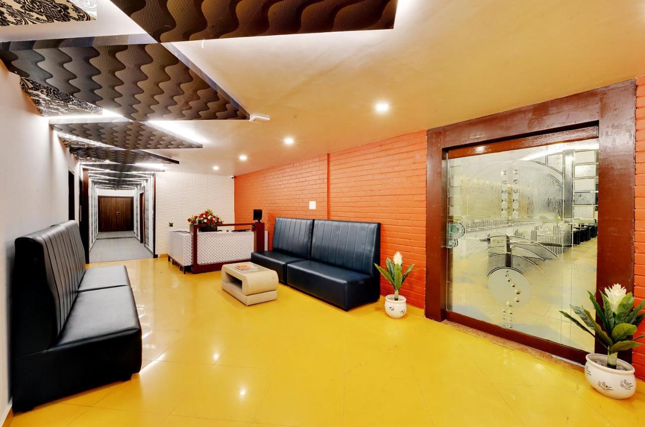Manpho Bell & Convention Center Hotel 3*