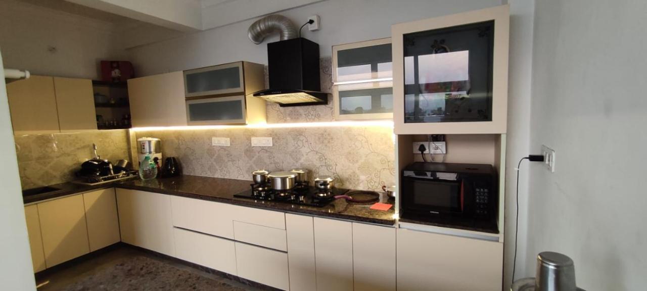 Homestay Rvr Abode -private