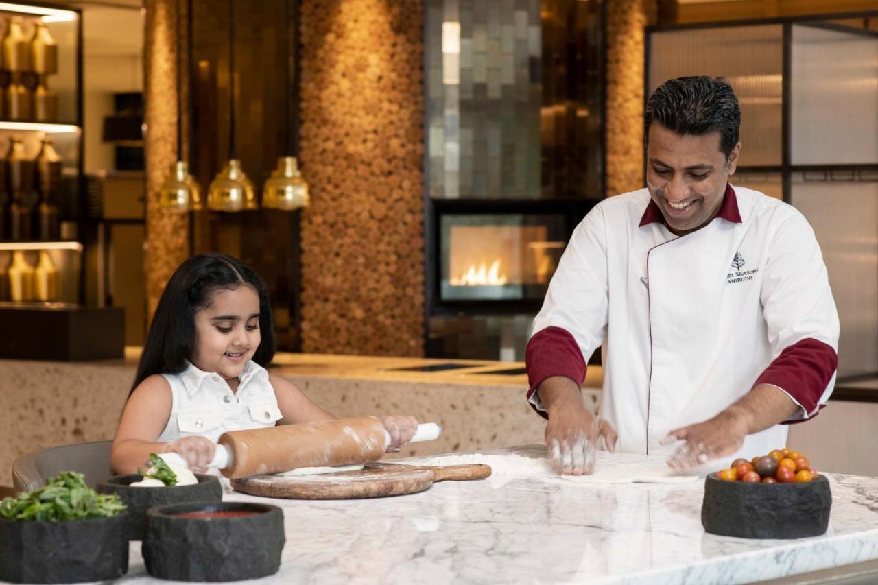 Hotel Four Seasons At Embassy One Bangalore