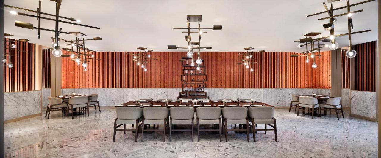 Four Seasons At Embassy One 5* Bangalore