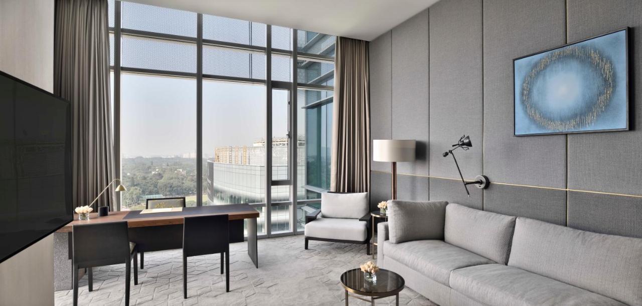 Hotel Four Seasons At Embassy One Bangalore