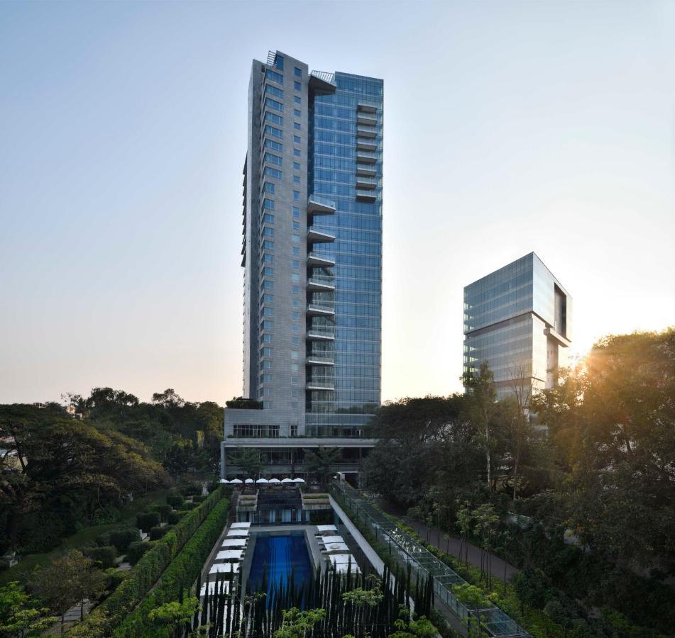 Hotel Four Seasons At Embassy One 5*