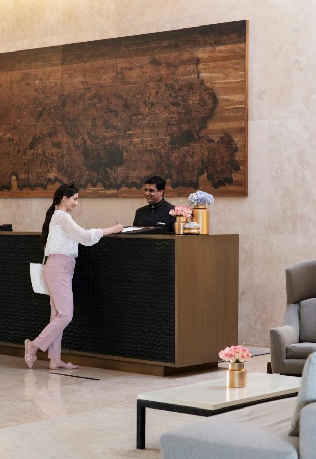 Hotel Four Seasons At Embassy One 5*