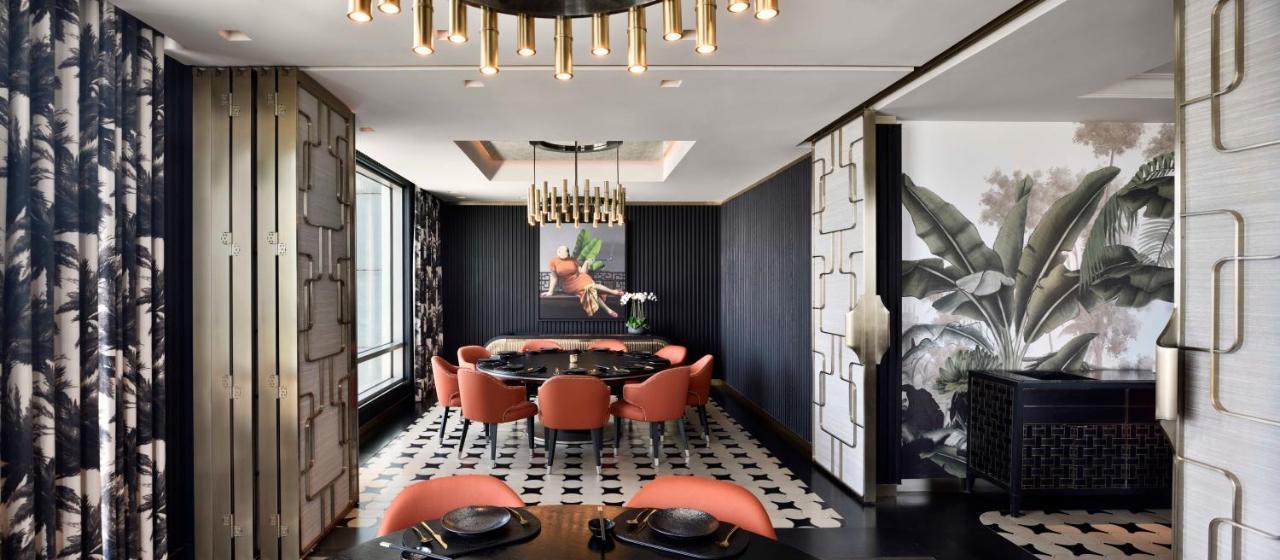 Hotel Four Seasons At Embassy One 5*