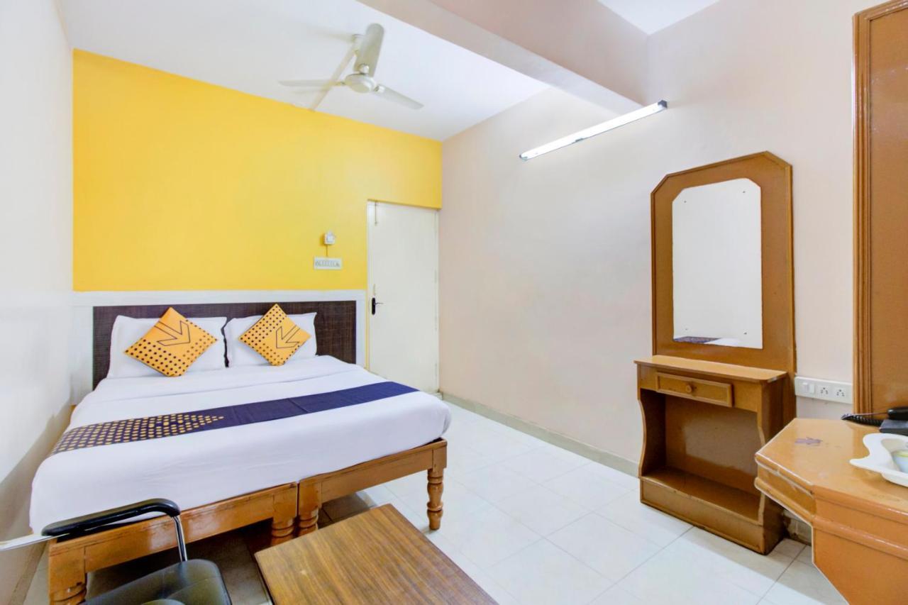 Spot On 75492 The Royal Comfort Bangalore