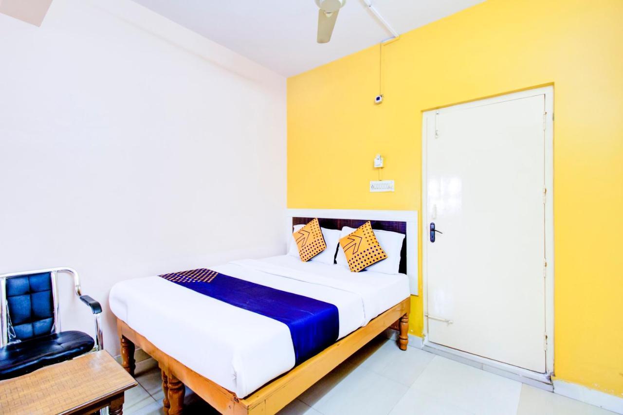 Spot On 75492 The Royal Comfort Bangalore