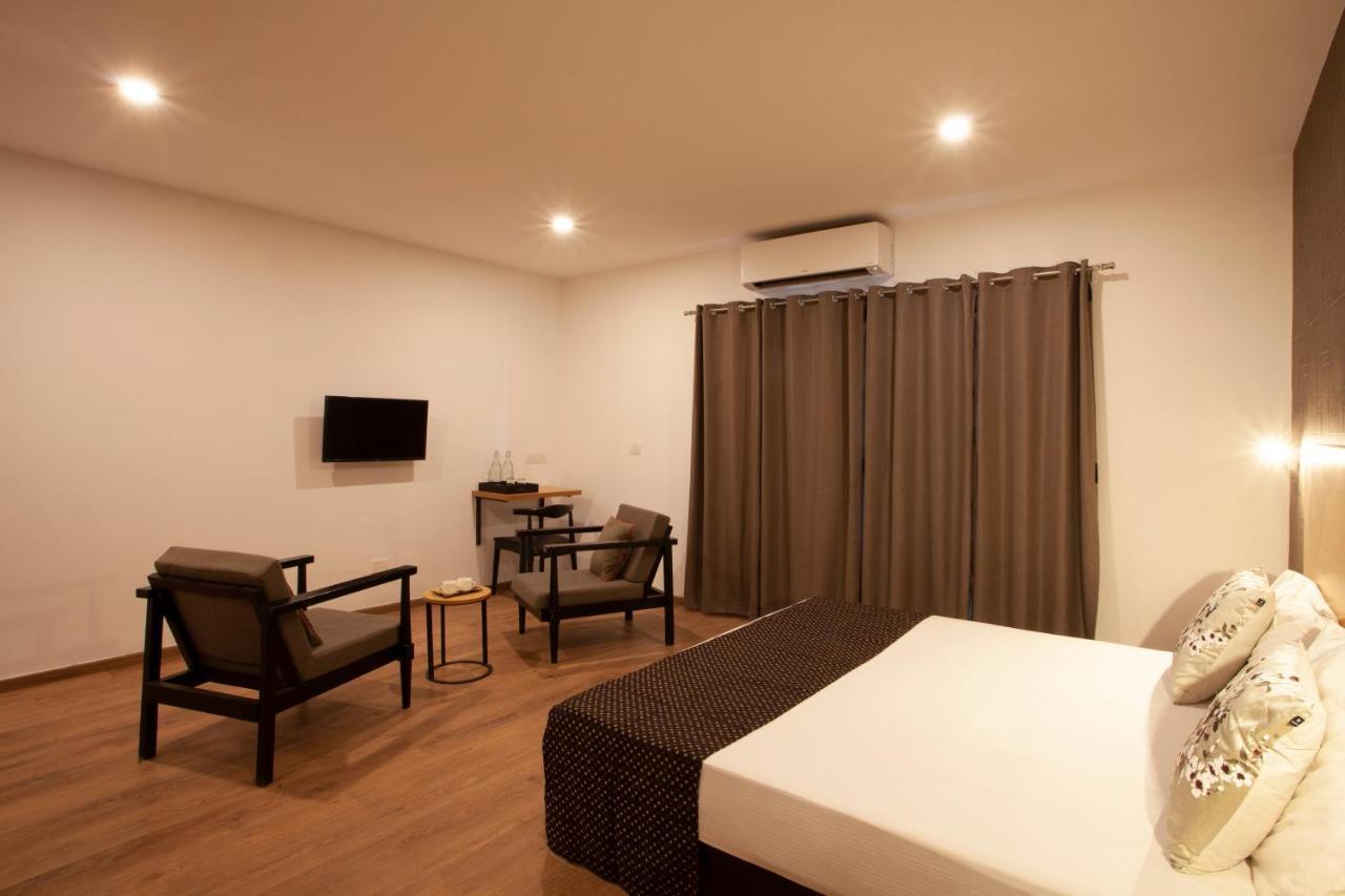 Panchvati Comforts Hotel *