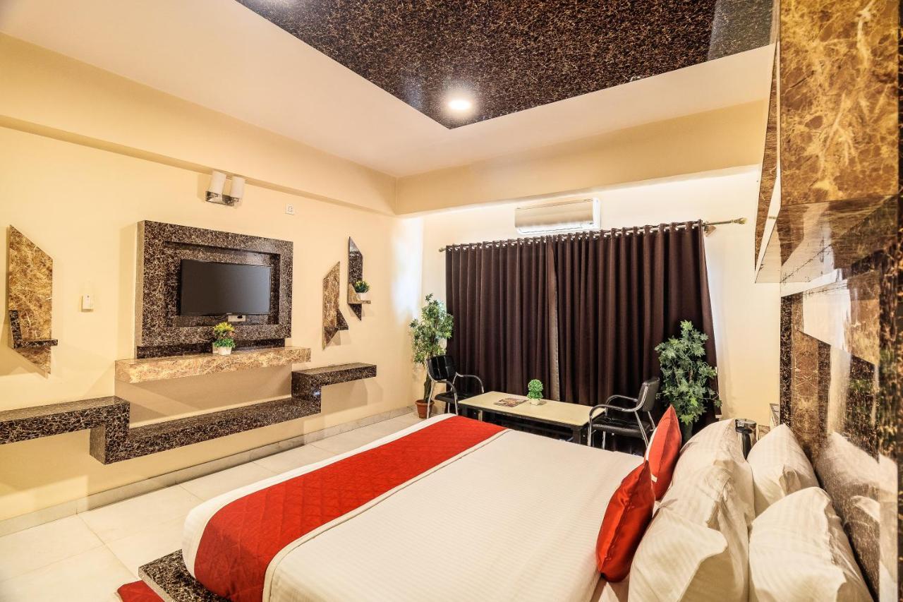 Octave Nest Hotel