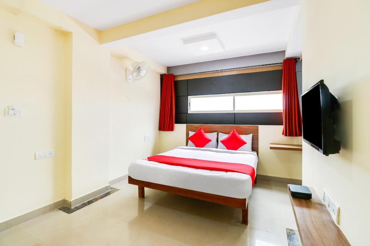 Oyo Sri Sai Residency Near Vijayanagar Metro Station Hotel Bangalore