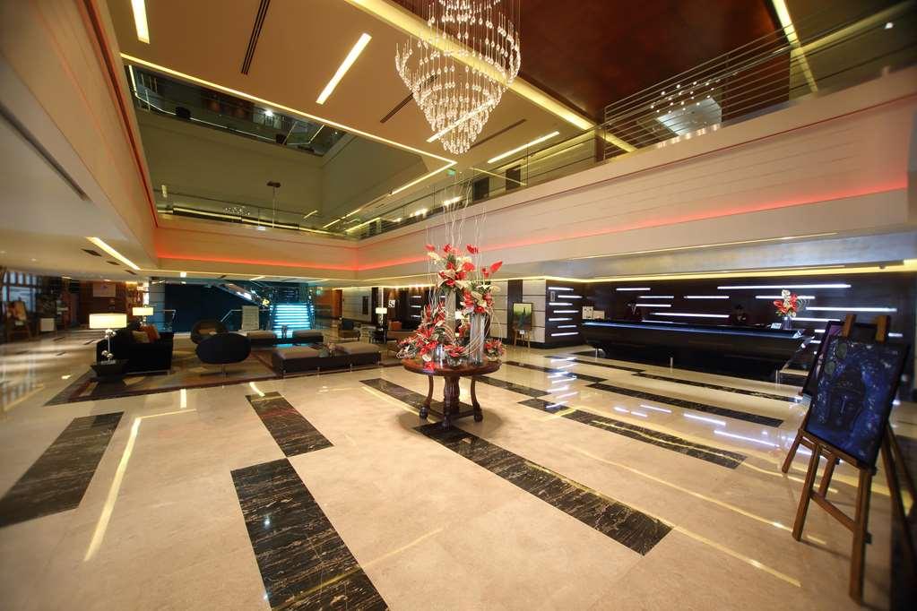 Gokulam Grand & 5*