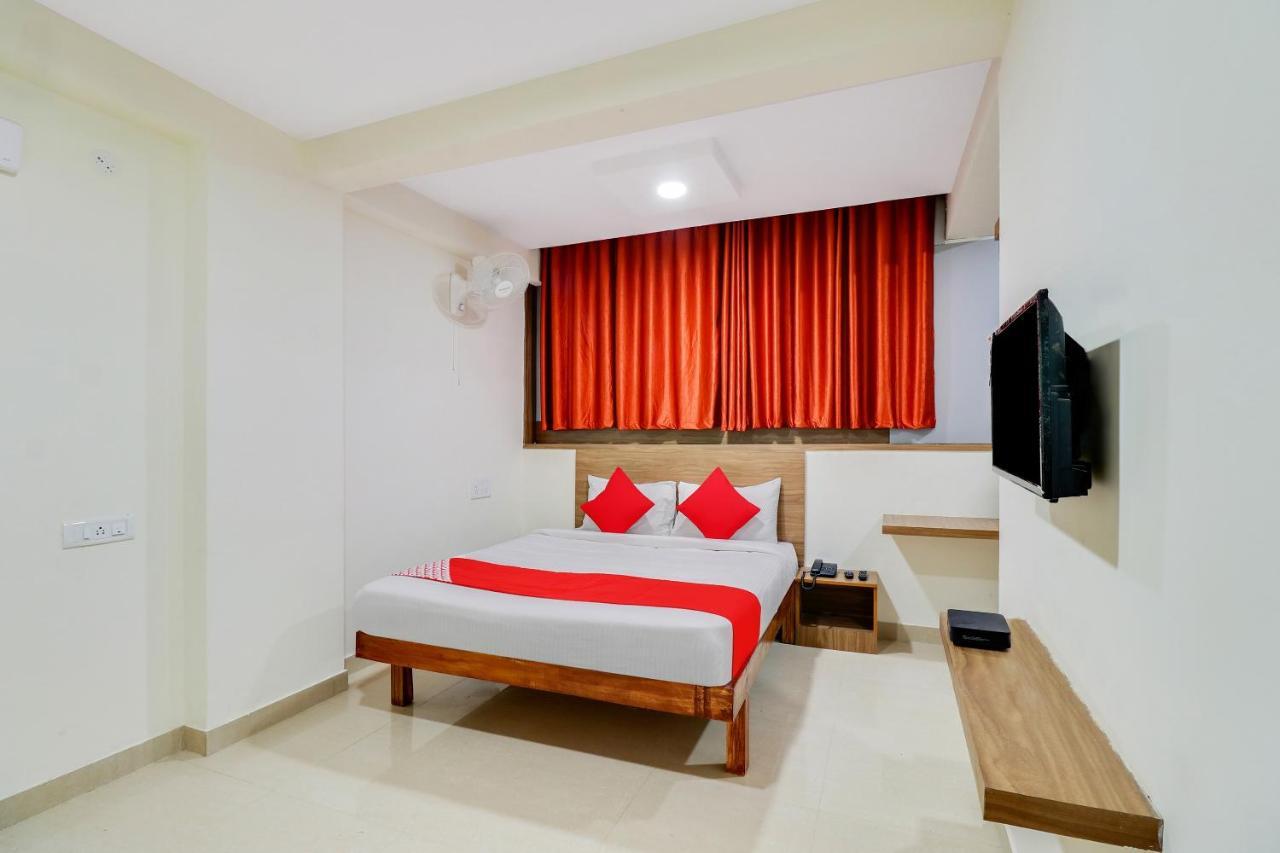 Hotel Oyo Sri Sai Residency Near Vijayanagar Metro Station Bangalore