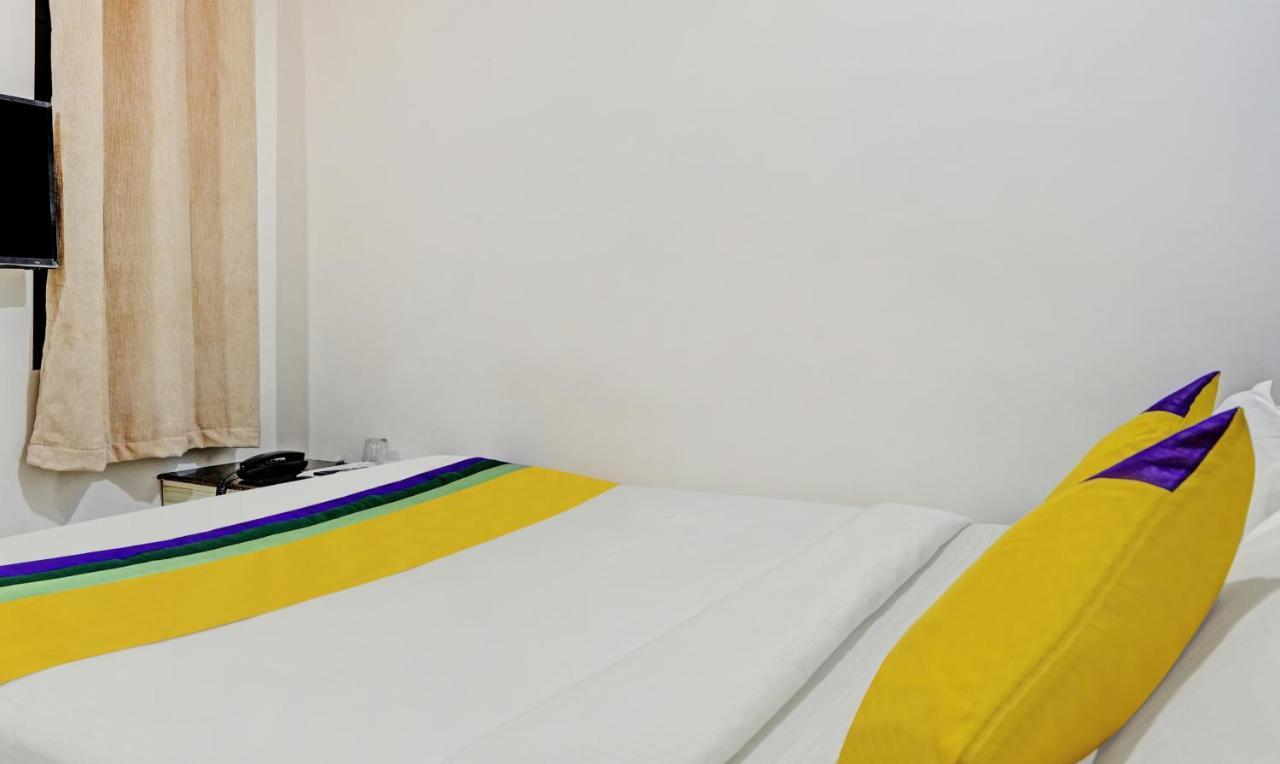 Hotel Itsy Purple