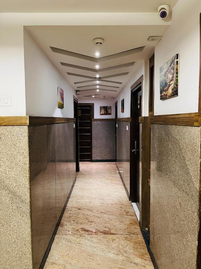 The Porch Hotel/service Hotel 3*