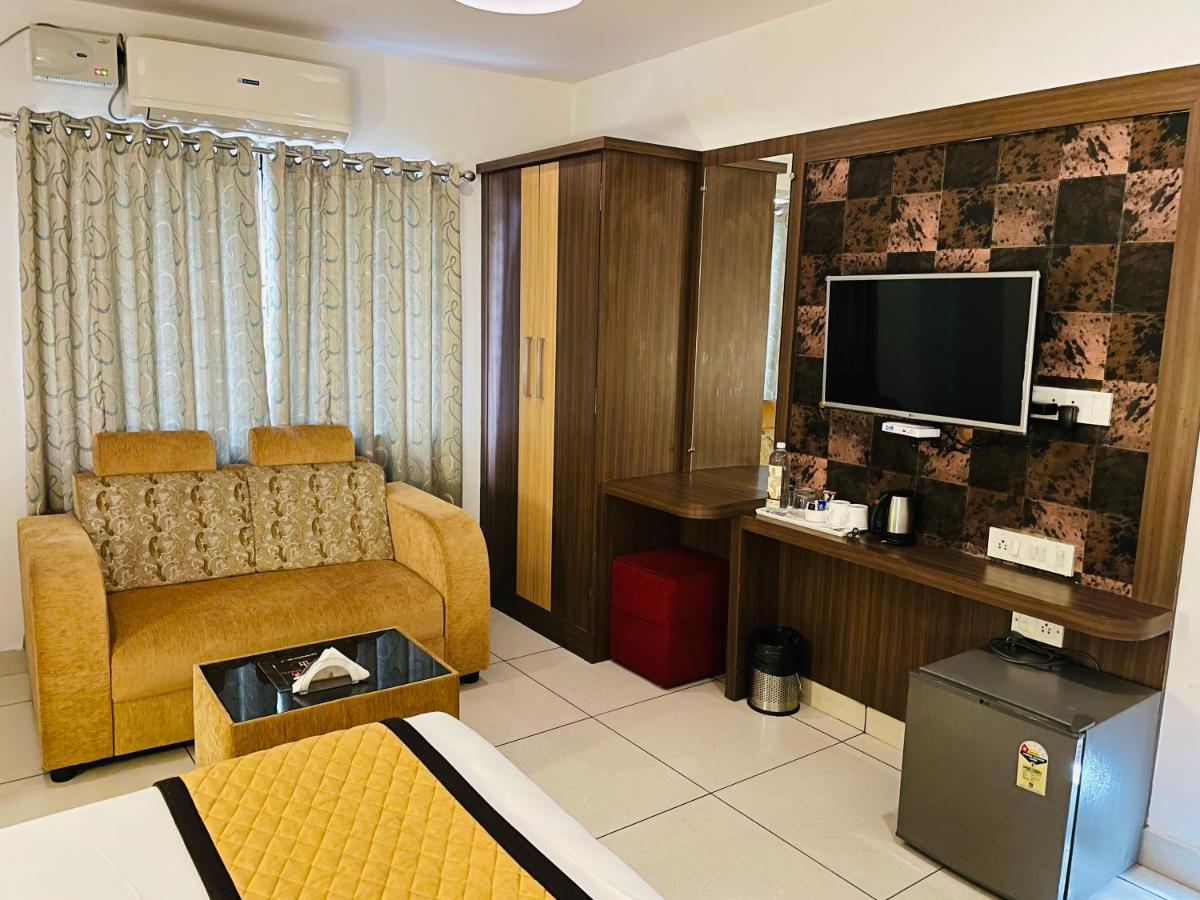 The Porch Hotel/service Hotel