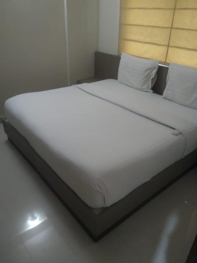 Livi - Premium 1 Bhk Serviced Apartment