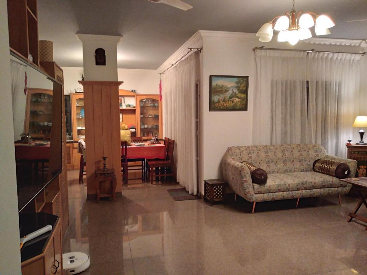 Beautiful, Cozy With Terrace Garden Homestay *