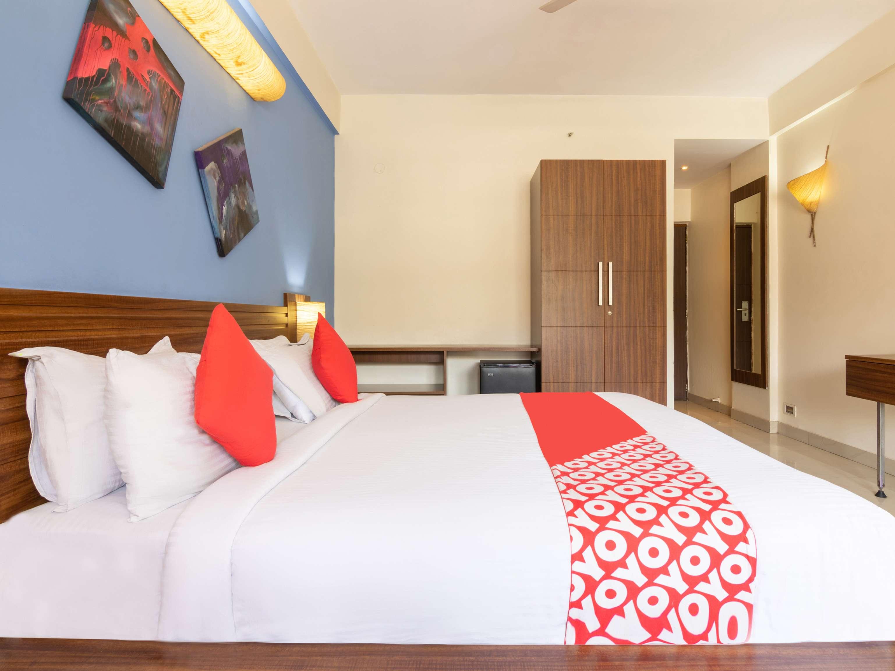 Hotel Capital O 14972 Ekaa