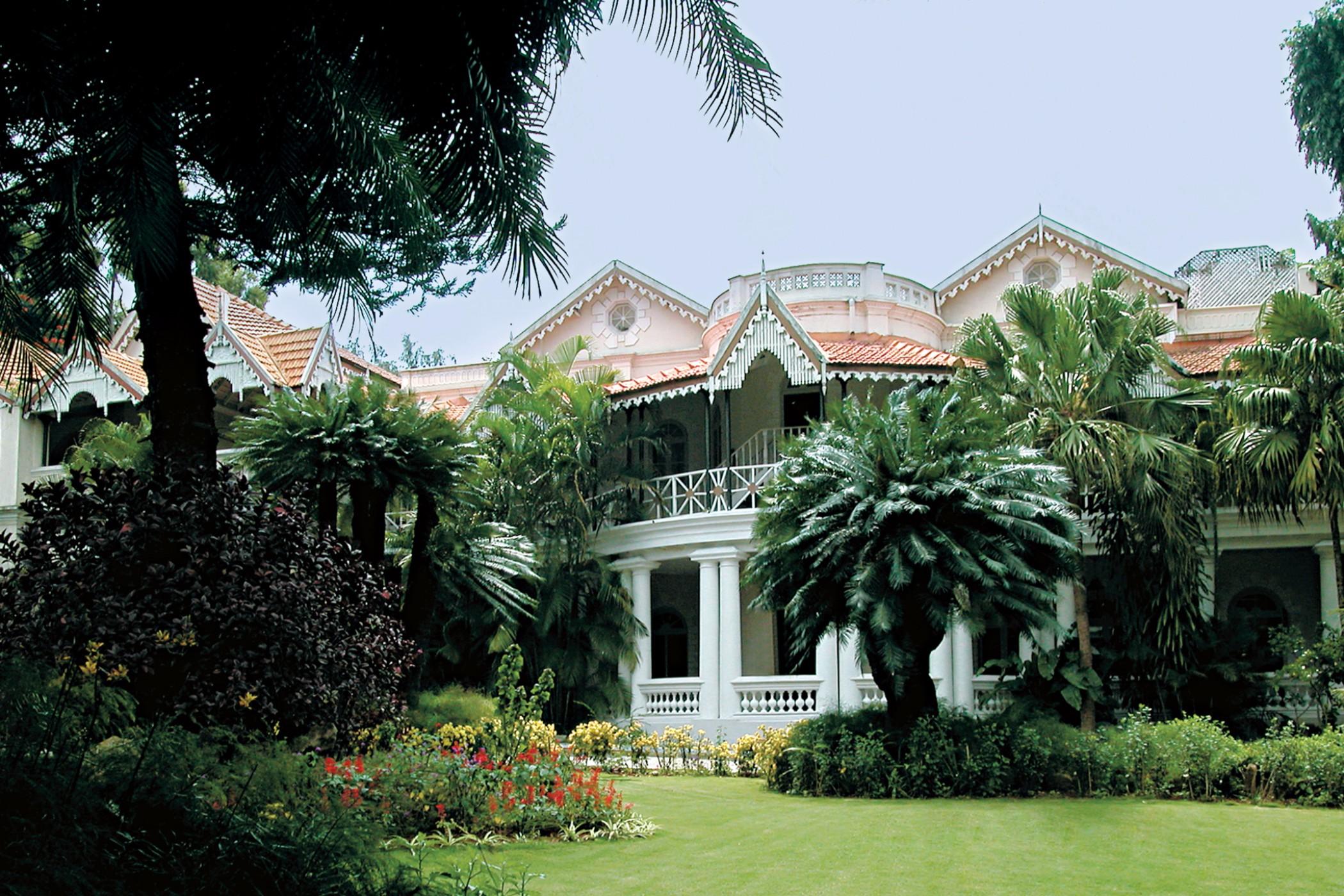 Taj West End 5*