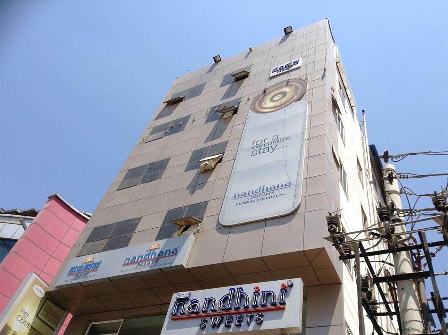 Hotel La Sara Comforts Bangalore